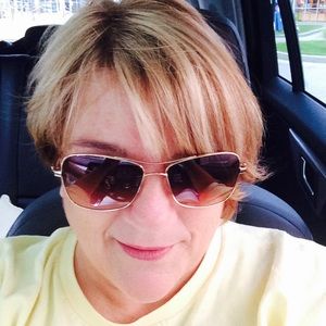 Meet your Posher, Kelli